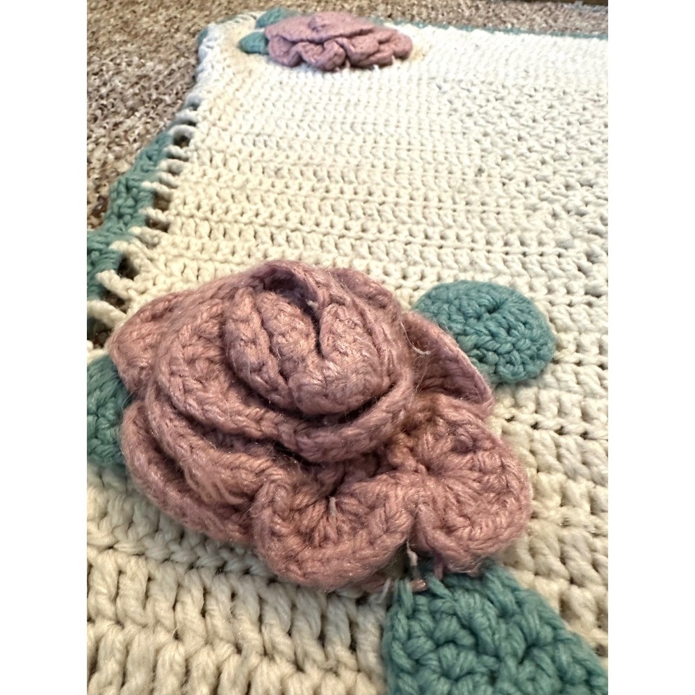Vintage knit afghan/Throw 3D flowers cream - Picture 2 of 9